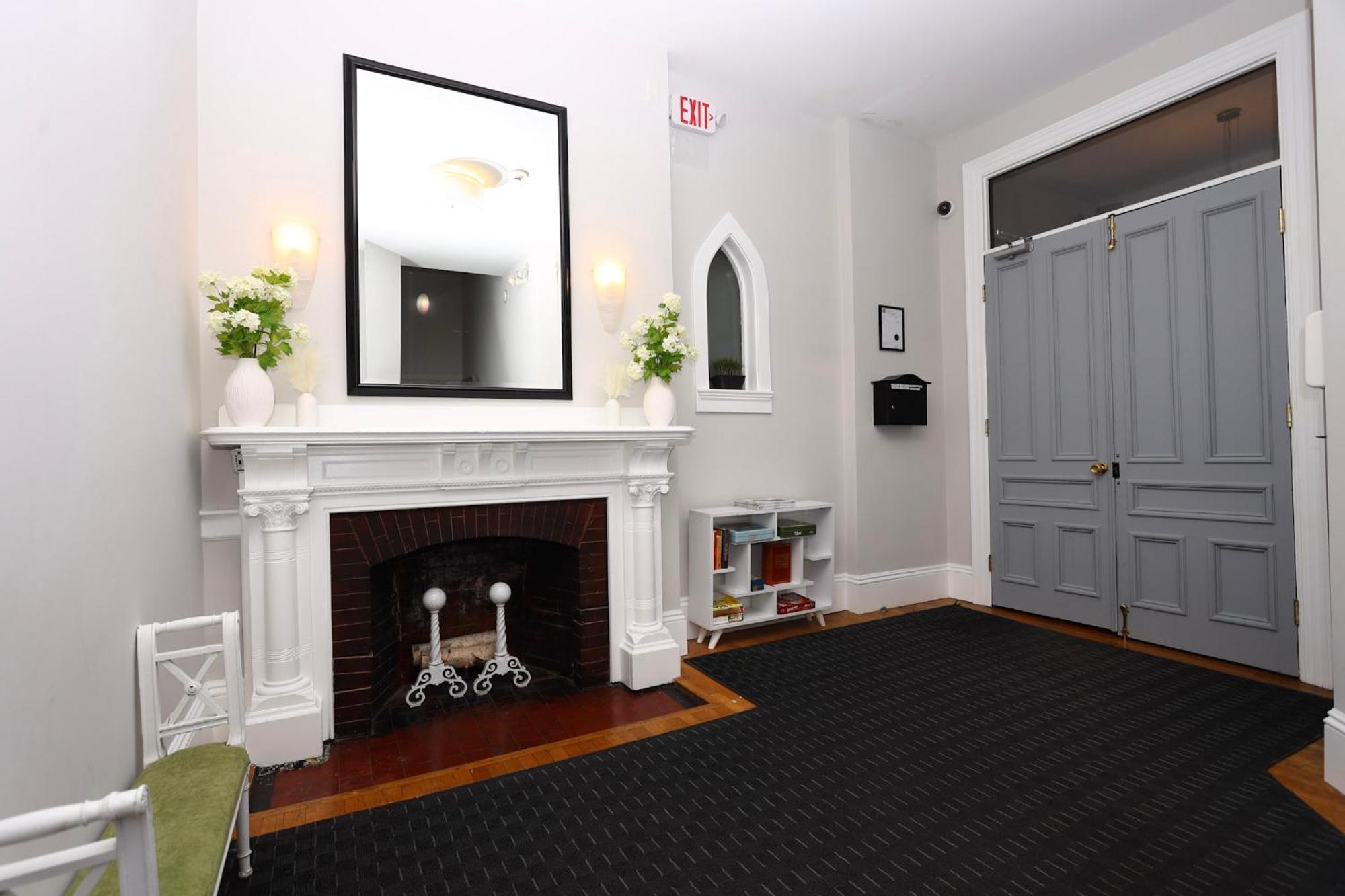 Stylish Newbury Street Studio, #2 Бостон Экстерьер фото